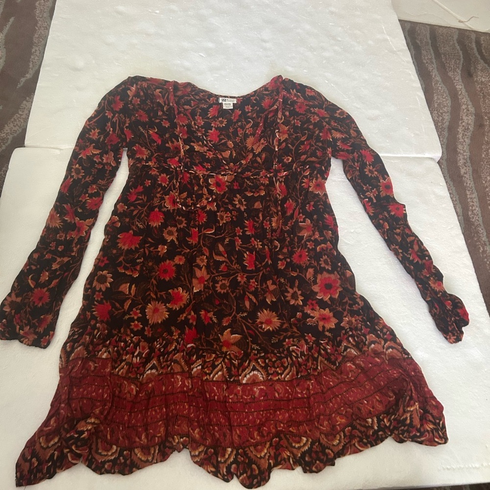 Billabong hearts desire slowly long sleeve mini dress black brown red floral - Picture 6 of 11